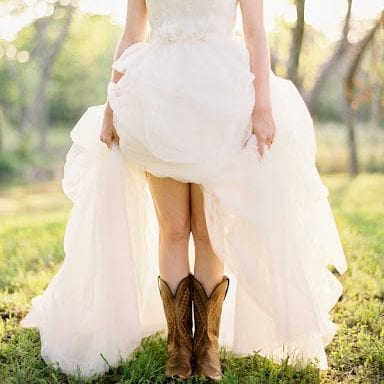Country Wedding Dress e1586020746337